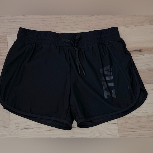 Zyia active high waisted black mesh shorts size L - Picture 10 of 11